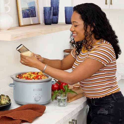 4.5 Quart Manual Slow Cooker – Macaroon Blue - Curated Catalog H5